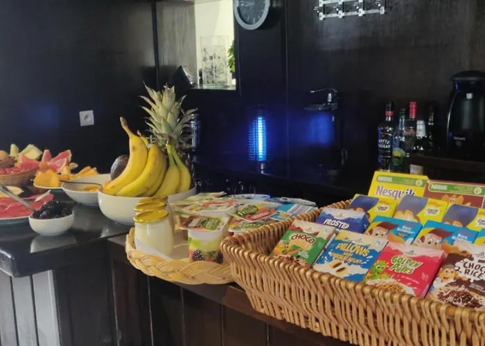 Au Petit Bled Bed & Breakfast Hermelinghen